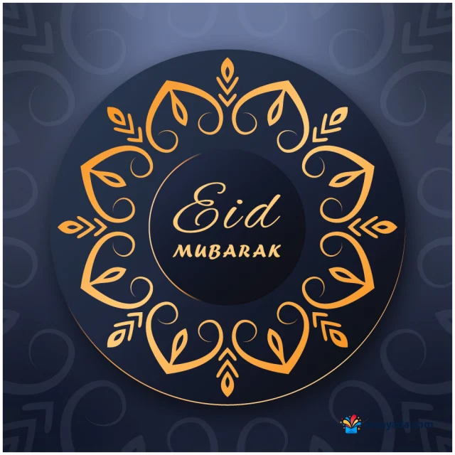 بطاقة عيد فطر بخلفية كحلية مزخرفة، تتوسطها عبارة Eid Mubarak باللون الذهبي داخل دائرة، ويحيط بها إطار نباتي ذهبي متناظر.